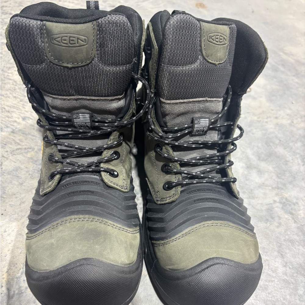 KEEN Men's Black and Olive utility work boots
